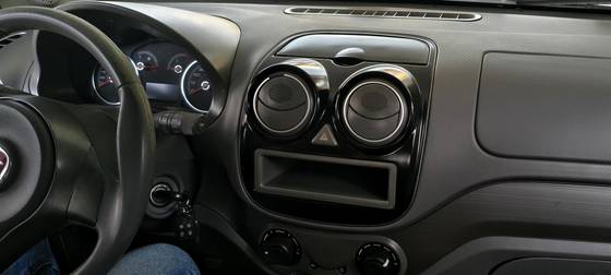 FIAT PALIO 1.0 MPI ATTRACTIVE 8V FLEX 4P MANUAL FIAT PALIO 1.0 MPI ATTRACTIVE 8V FLEX 4P MANUAL